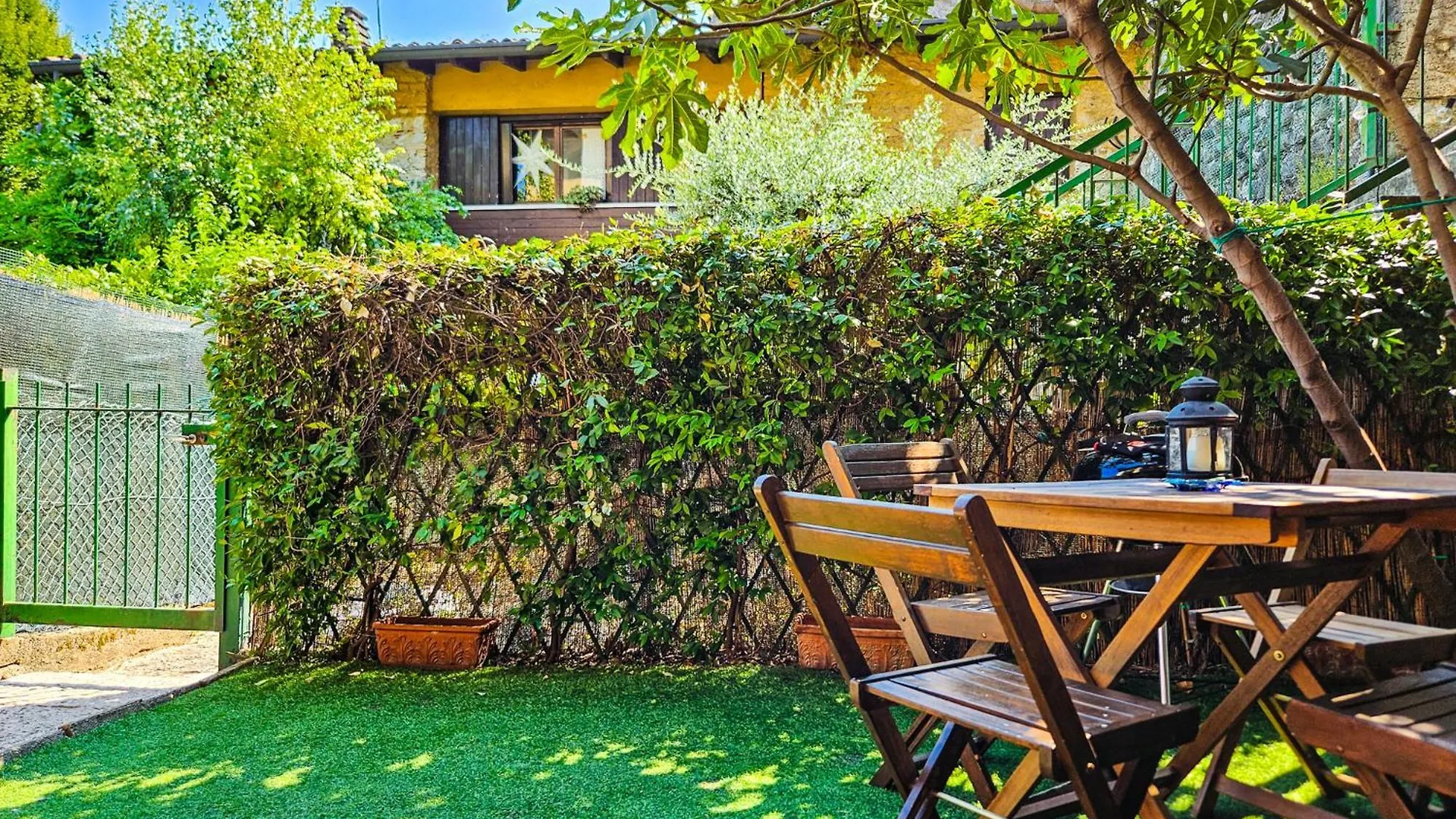 5 Minutes From The Lake Garda - La Balbiana Montinelle 0*,